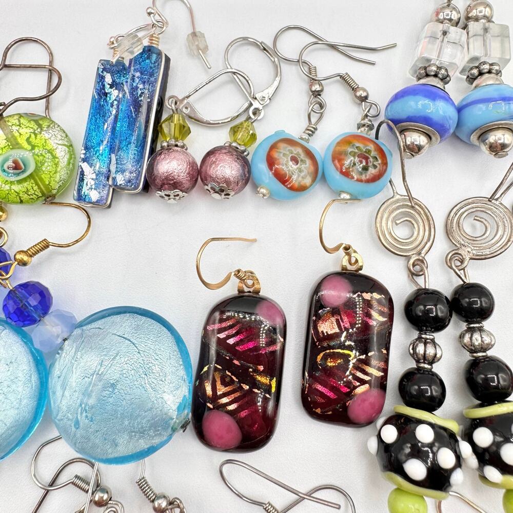 Large Mixed Art Glass Earring Lot Lampwork Dichroic Slag Fun Colorful 31 Pair - Picture 4 of 16